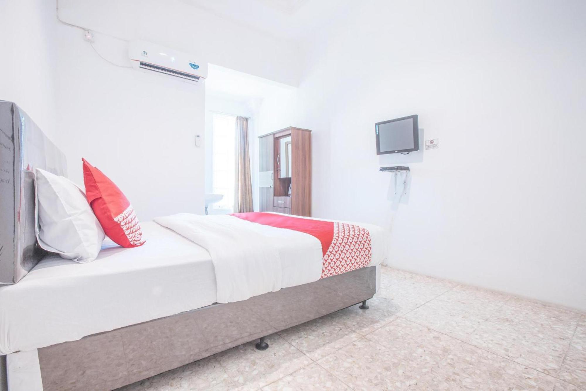 Capital O 332 Residence G17 Kemang Jakarta Buitenkant foto